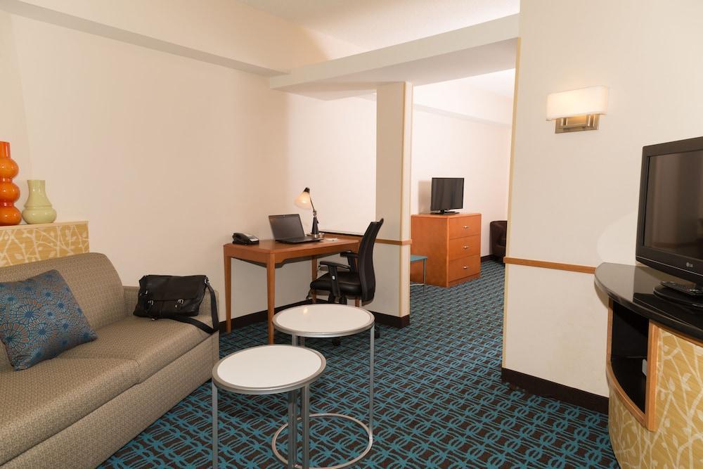 Fairfield Inn By Marriott Morgantown Exterior photo